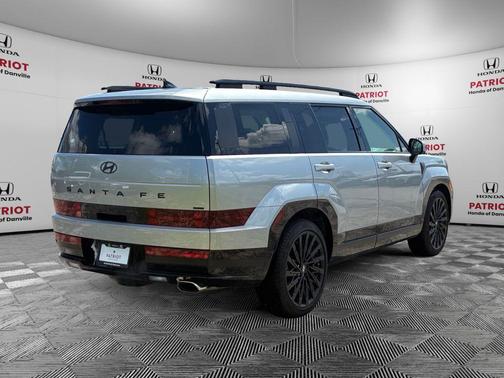 Shimmering Silver Pearl 2025 Hyundai SANTA FE Calligraphy