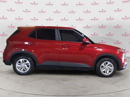 2023 Hyundai VENUE SE