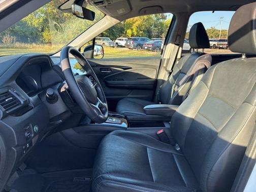 2021 Honda Pilot Touring 7-Passenger