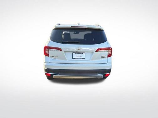 2021 Honda Pilot Touring 7-Passenger