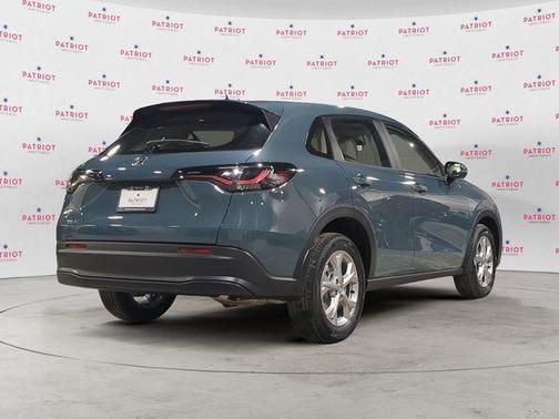 2025 Honda HR-V LX