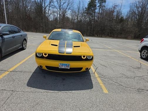 Yellow Jacket Clearcoat 2017 Dodge Challenger R/T