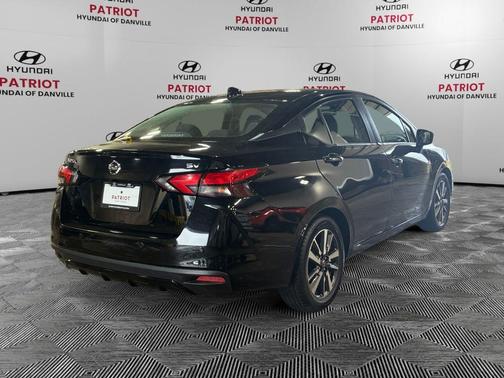 2021 Nissan Versa 1.6 SV