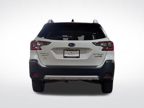 2024 Subaru Outback Touring