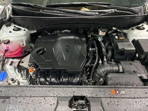 2025 Hyundai SANTA CRUZ SEL Activity