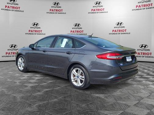 Magnetic 2018 Ford Fusion SE