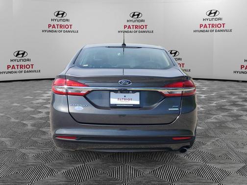 Magnetic 2018 Ford Fusion SE