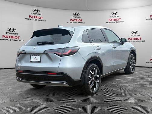 Solar Silver Metallic 2026 Honda HR-V EX-L