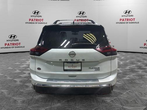 2025 Nissan Rogue Platinum