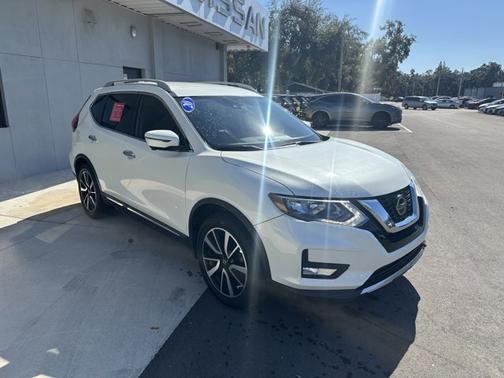 2020 Nissan Rogue SL