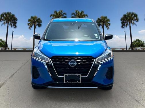 2023 Nissan Kicks S