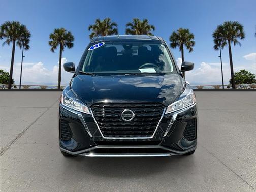 2021 Nissan Kicks S