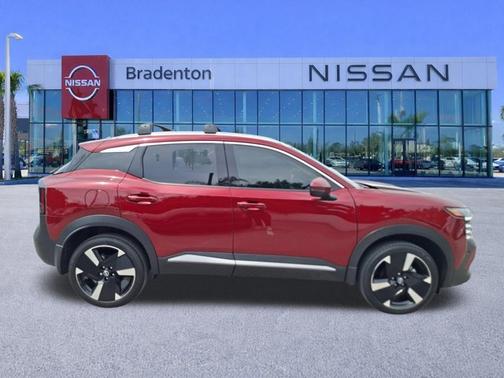 Scarlet Ember T 2025 Nissan Kicks SR