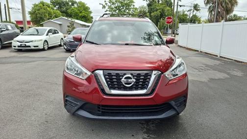 Cayenne Red 2019 Nissan Kicks SV