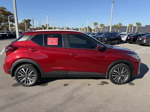 2023 Nissan Kicks SV