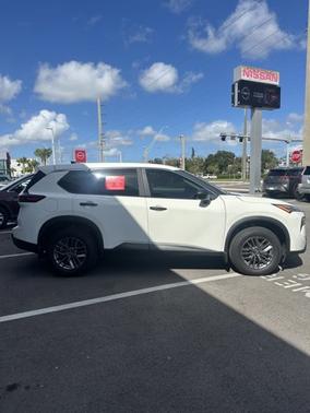 2025 Nissan Rogue S