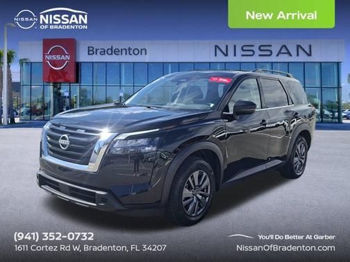 Black 2025 Nissan Pathfinder SV