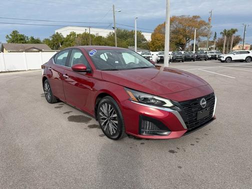 2023 Nissan Altima 2.5 SV