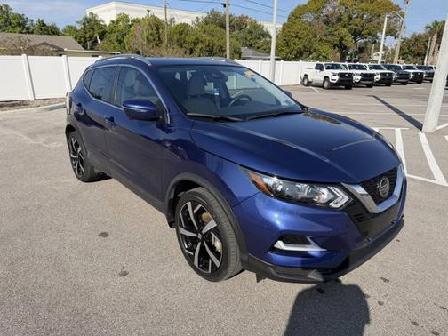 2022 Nissan Rogue Sport SL