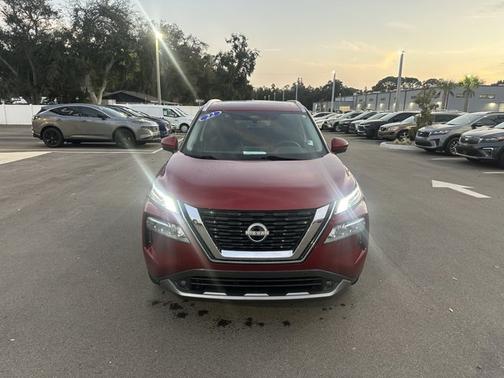 2022 Nissan Rogue SL