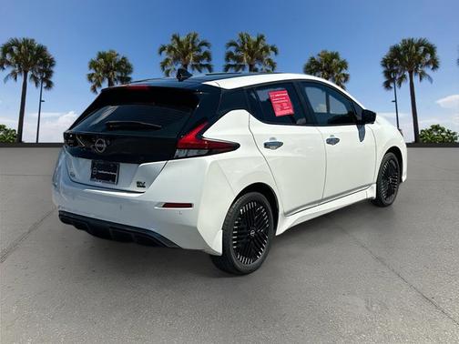 2023 Nissan Leaf SV PLUS
