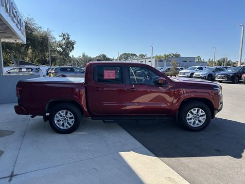 2023 Nissan Frontier SV