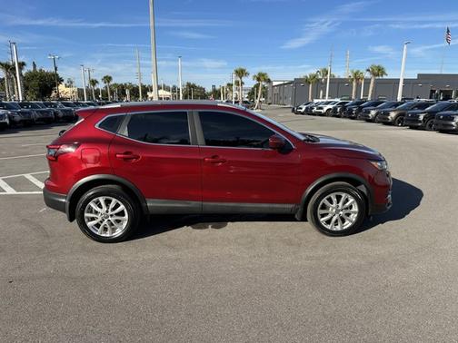 2021 Nissan Rogue Sport SV