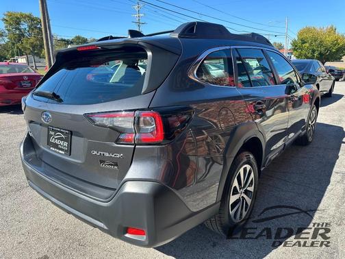 2023 Subaru Outback Base