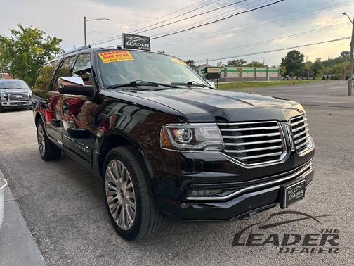 2017 Lincoln Navigator Select
