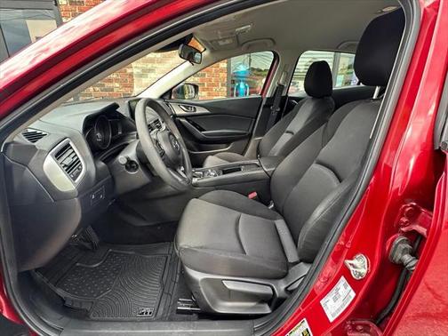 2018 Mazda Mazda3 Sport