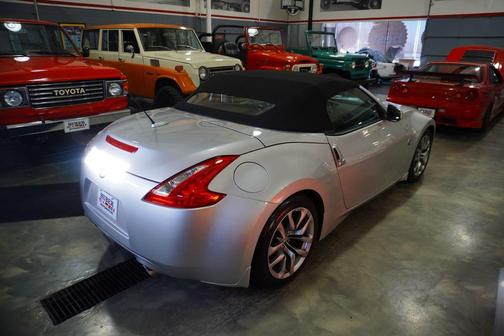 2010 Nissan 370Z Touring