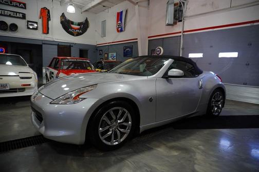 2010 Nissan 370Z Touring