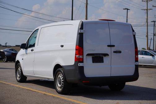 2019 Mercedes-Benz Metris Base