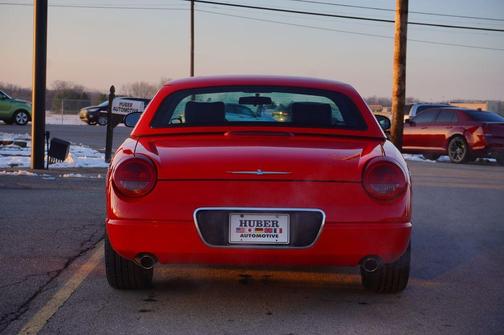 2005 Ford Thunderbird 