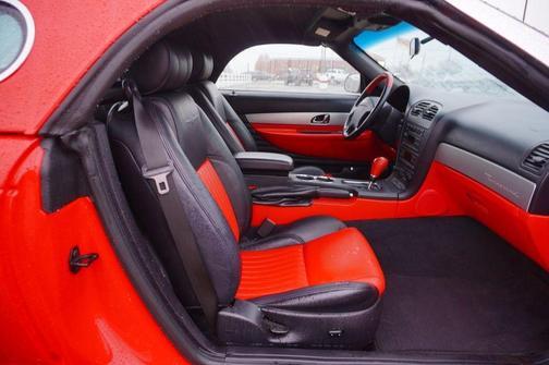 2005 Ford Thunderbird 