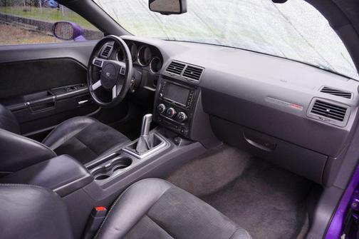 2010 Dodge Challenger SRT8