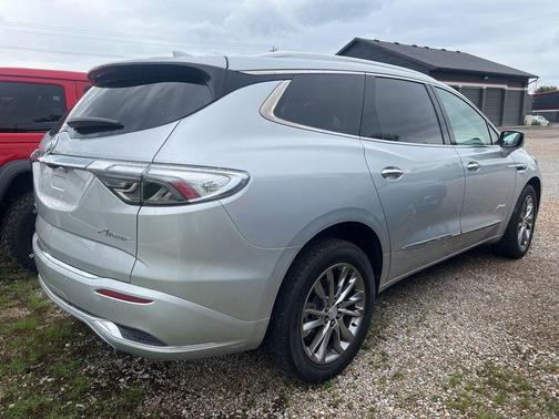 2022 Buick Enclave Avenir