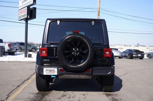 2022 Jeep Wrangler Unlimited 4xe Sahara