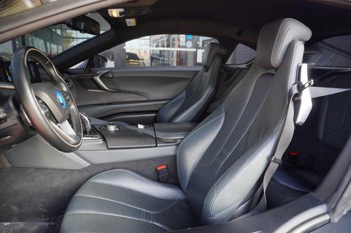 2015 BMW i8 Base