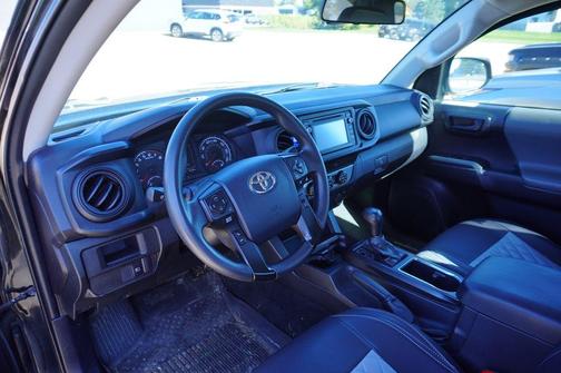 2019 Toyota Tacoma SR