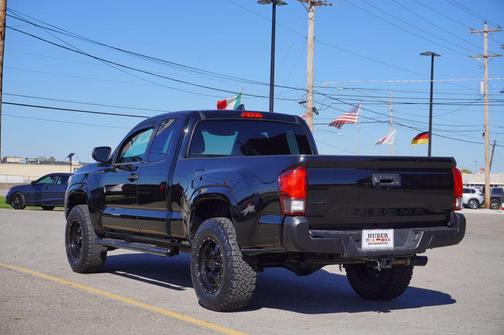 2019 Toyota Tacoma SR