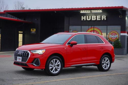 2023 Audi Q3 45 S line Premium