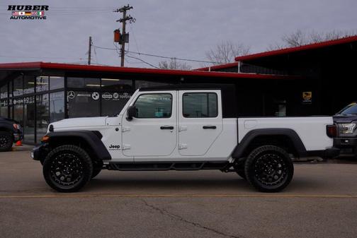 2024 Jeep Gladiator Sport