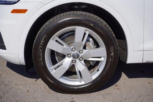2019 Audi Q5 2.0T Premium Plus