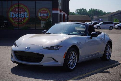 2016 Mazda MX-5 Miata Sport