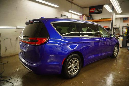 2021 Chrysler Pacifica Touring