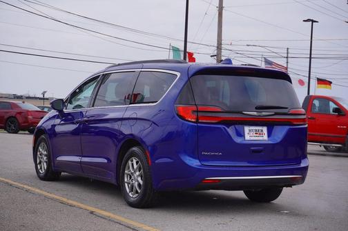 2021 Chrysler Pacifica Touring