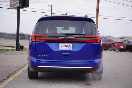 2021 Chrysler Pacifica Touring