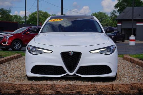 2018 Alfa Romeo Giulia Base
