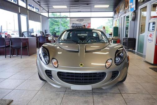2005 Lotus Elise